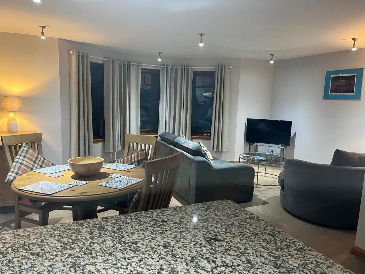 6 Canalside Apartments فورت ويليام المظهر الخارجي الصورة